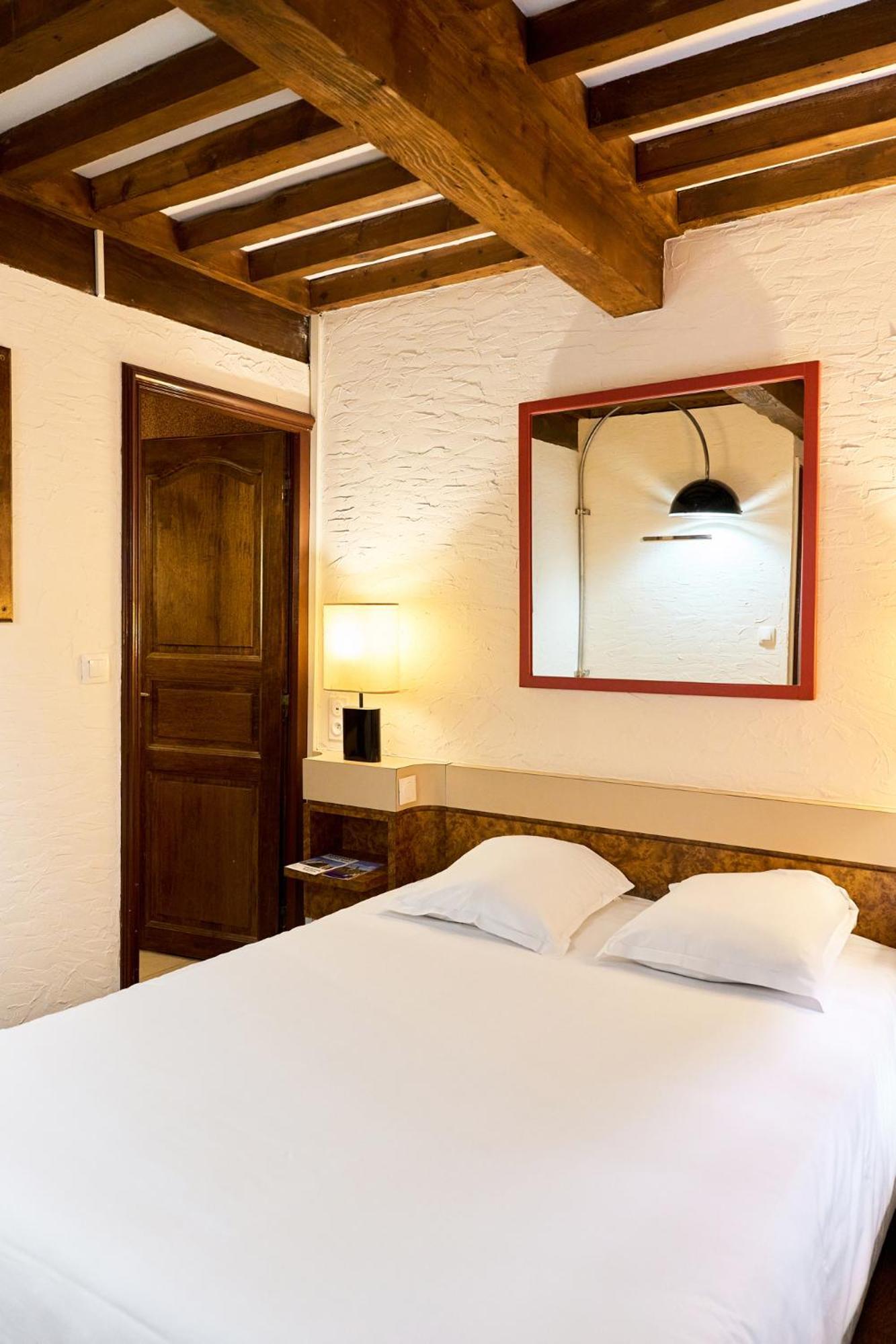 Bed and Breakfast Aux Prisons De Montagny Montagny  Экстерьер фото