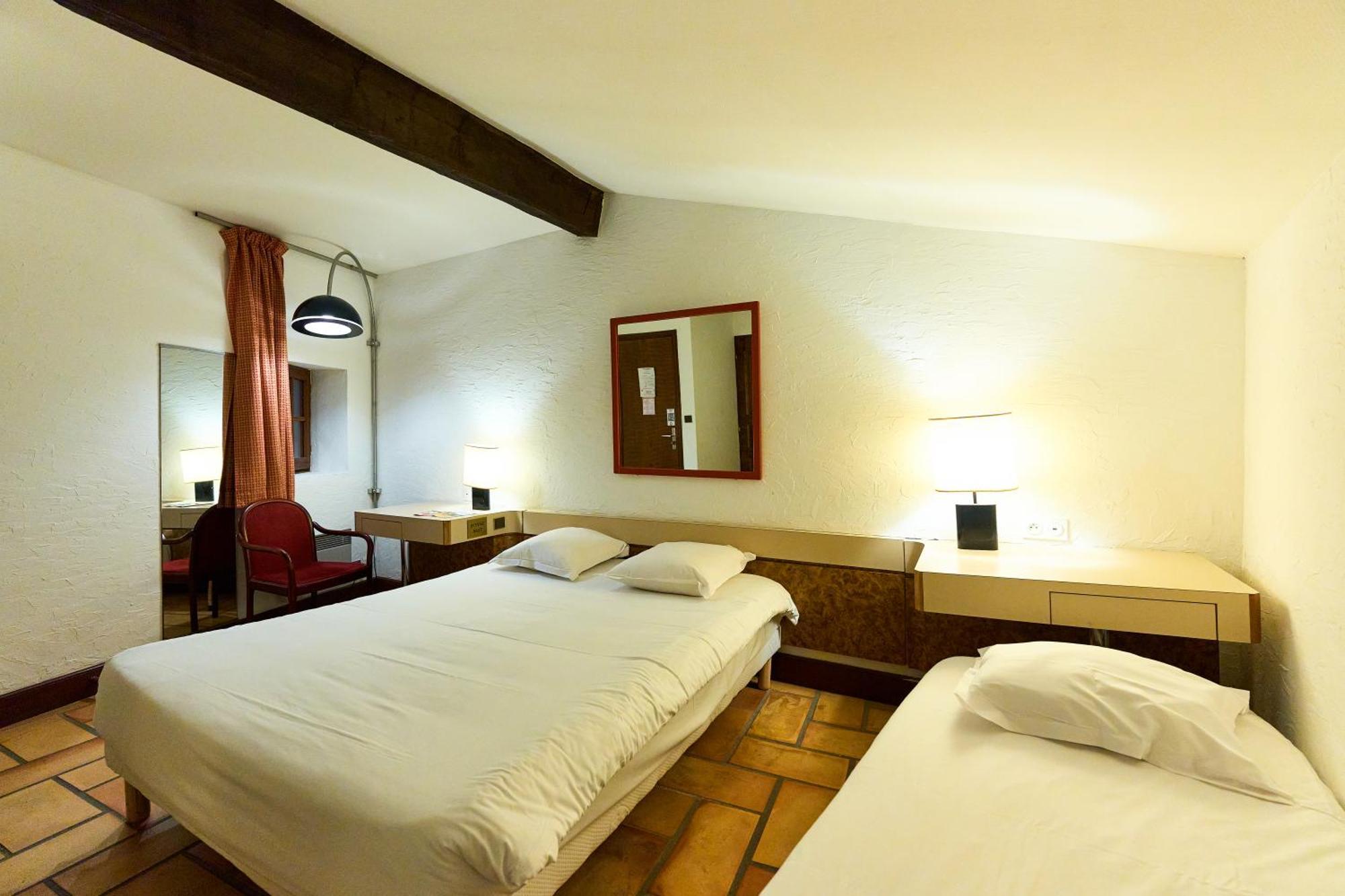 Bed and Breakfast Aux Prisons De Montagny Montagny  Экстерьер фото
