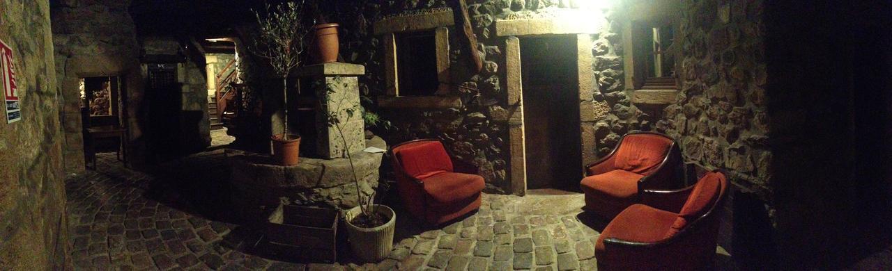 Bed and Breakfast Aux Prisons De Montagny Montagny  Экстерьер фото