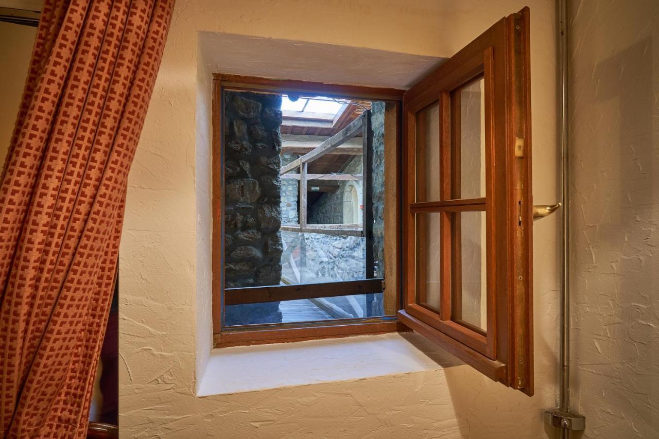 Bed and Breakfast Aux Prisons De Montagny Montagny  Экстерьер фото